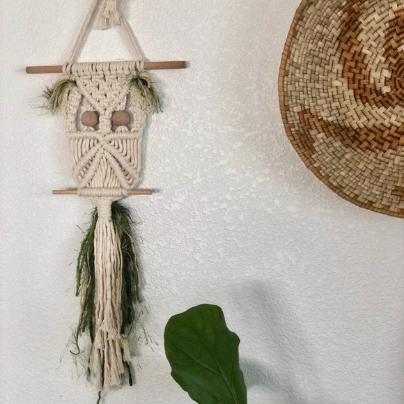 Handmade macrame owl - Picture 2 of 7